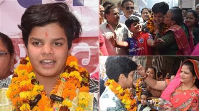  वर्ल्ड कप जीतने के तीन महीने बाद घर लौटी शैफाली, पिता बोले- देखो आगी म्हारी शेरनी