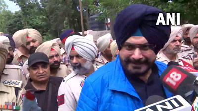 सिद्धू के जेल से आते ही कांग्रेस में घमासान के आसार, अब तक जो थे दरकिनार उन पर नवजोत को आया प्यार