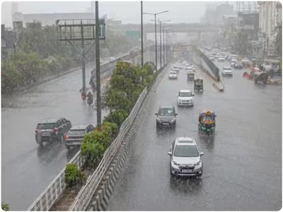 गुजरात में बेमौसमी बारिश और तूफान से 14 लोगों और 40 जानवरों की मौत