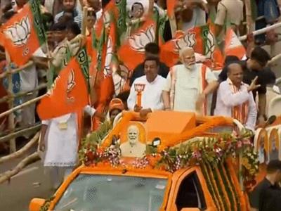 PM मोदी का ओडिशा के पुरी में रोड शो:भगवान जगन्नाथ की पूजा की, रथयात्रा वाले रूट पर निकला काफिला; कटक-अंगुल में जनसभाएं भी करेंगे