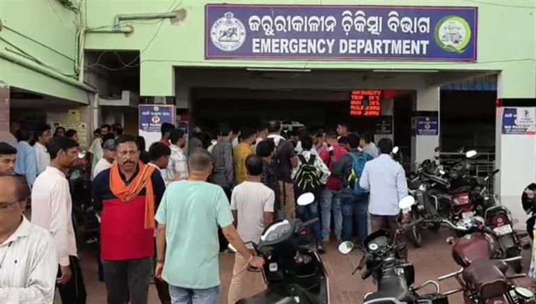 Odisha student dies: ओडिशा की छात्रा ने दम तोड़ा: यौन उत्पीड़न से तंग आकर किया था आत्मदाह, AIIMS भुवनेश्वर में हुई मौत