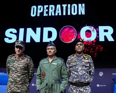 'Operation Sindoor': Excellent coordination between the three forces: 'ऑपरेशन सिंदूर': तीनों सेनाओं का बेहतरीन समन्वय, रक्षा मंत्रालय ने साझा की हर जानकारी