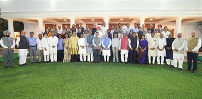Operation Sindoor-PM: Prime Minister Modi met 7 parliamentary delegations: ऑपरेशन सिंदूर-PM: 33 देशों से लौटे 7 सांसदीय प्रतिनिधिमंडलों से मिले प्रधानमंत्री मोदी, साझा किया डिनर और अनुभव