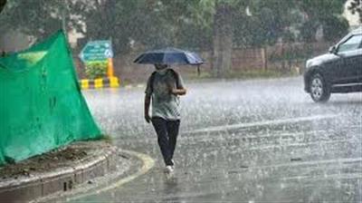 भारी बारिश का अलर्ट: दिल्ली-महाराष्ट्र समेत 16 राज्यों में मूसलाधार वर्षा की संभावना, कई राज्यों में स्कूल बंद