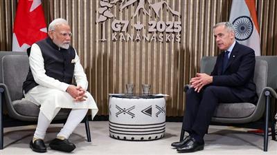 G7 Summit 2025: पीएम मोदी और कनाडा के पीएम मार्क कार्नी के बीच द्विपक्षीय वार्ता, संबंधों में नए आयाम की ओर बढ़े दोनों देश 