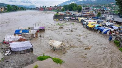 Clouds wreak havoc: Travel halted in Uttarakhand, alert and lockdown in Himachal: बादलों ने बरपाया कहर: उत्तराखंड में यात्रा ठप, हिमाचल में अलर्ट और ताला