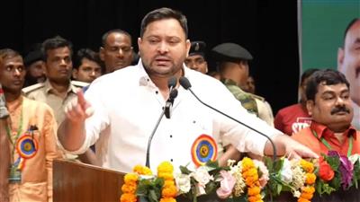 :Tejashwi Yadav's warning: Election Commission will be surrounded on voter list dispute, traffic jam on July 9 :तेजस्वी यादव की चेतावनी: वोटर लिस्ट विवाद पर चुनाव आयोग को घेरा, 9 जुलाई को चक्का जाम