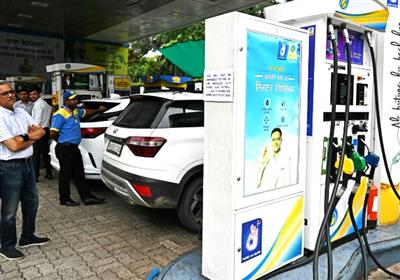 Petrol and diesel will not be available in Delhi-NCR from November 1: पुरानी गाड़ियों को 31 अक्टूबर तक राहत, 1 नवंबर से दिल्ली-NCR में नहीं मिलेगा पेट्रोल-डीजल