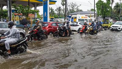 Today rain has become a disaster in Delhi-NCR, alert in 25 districts of UP, monsoon havoc continues in Himachal: आज दिल्ली-NCR में आफत बनी बारिश, यूपी के 25 जिलों में अलर्ट, हिमाचल में जारी मानसून का कहर