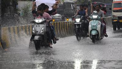 Monsoon U-turn in Uttar Pradesh: Heavy rain warning in many districts, cyclonic circulation is the reason: उत्तर प्रदेश में मानसून का यू-टर्न: कई जिलों में भारी बारिश की चेतावनी, चक्रवाती परिसंचरण बने कारण