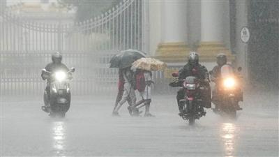Rains wreak havoc in Kerala, orange alert issued in 6 districts; Tamil Nadu braces for heavy rains for the next four days: केरल में बारिश का तांडव, 6 जिलों में ऑरेंज अलर्ट; तमिलनाडु में अगले 4 दिनों तक बड़े बदरा