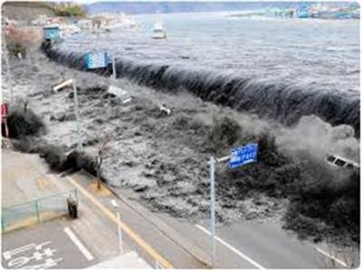 7.6 magnitude earthquake hits Japan, 10-foot high tsunami warning issued: जापान में 7.6 तीव्रता का भूकंप, 10 फीट ऊँची सुनामी की चेतावनी जारी