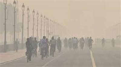Delhi's air turns deadly again: Pollution reaches dangerous levels on December 24, making breathing difficult.: दिल्ली की हवा फिर बनी जानलेवा: 24 दिसंबर को भी प्रदूषण बेहद खतरनाक स्तर पर, सांस लेना हुआ मुश्किल