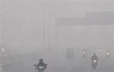 Weather havoc in Delhi-NCR: Dense fog, pollution reduces visibility; IMD issues red alert: दिल्ली-NCR में मौसम का कहर: घना कोहरा, प्रदूषण से विजिबिलिटी शून्य; IMD ने जारी किया रेड अलर्ट