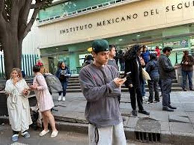 6.5 magnitude earthquake hits Mexico; President Sheinbaum leaves press conference: मेक्सिको में 6.5 तीव्रता का भूकंप, प्रेस कॉन्फ्रेंस छोड़कर बाहर निकलीं राष्ट्रपति शिनबाम