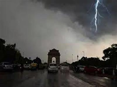 IMD का बड़ा अलर्ट: 8 राज्यों में तूफान-बारिश का कहर, UP से दिल्ली तक खतरे की चेतावनी