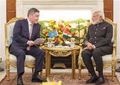​​​​​​​प्रधानमंत्री श्री नरेन्द्र मोदी ने कजाकिस्तान गणराज्य के प्रधानमंत्री से भेंट की