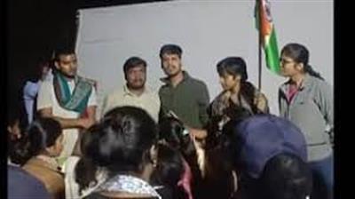 जेएनयू में आधी रात बवाल: लेफ्ट और ABVP समर्थक आमने-सामने, कैंपस में पत्थरबाजी से हड़कंप