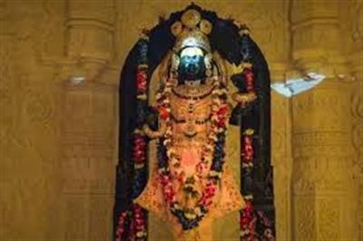 अयोध्या में चमत्कारिक दृश्य: रामलला के ललाट पर चमका सूर्य तिलक