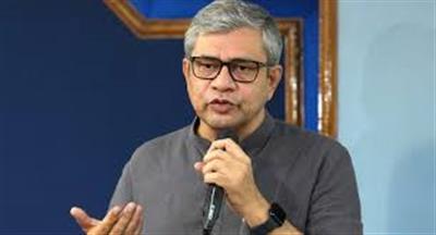 बेहतर ट्रैक, विश्वस्तरीय रखरखाव और उन्नत मॉनिटरिंग सिस्टम रेल यात्राओं को अधिक सुरक्षित बना रहे हैं और पूरे देश में यात्रियों का भरोसा जीत रहे हैं