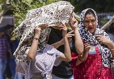 “रात में भी नहीं मिल रही राहत! दिल्ली की खतरनाक गर्मी आपकी सेहत पर डाल रही है बड़ा असर