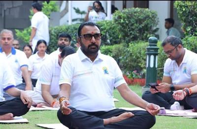 आयुष मंत्रालय ने यूट्यूब पर सीधे योग प्रसारण के सबसे अधिक दर्शकों का गिनीज वर्ल्ड रिकॉर्ड बनाया