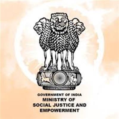 सामाजिक न्याय और अधिकारिता मंत्रालय ने शीर्ष श्रेणी की शिक्षा योजना के तहत छात्रों की सफलता का उल्लेख किया