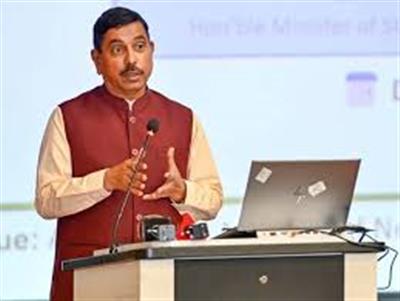 भारतीय रेल ने पूर्वी रेलवे पर सुरक्षा, विश्वसनीयता बढ़ाने और त्रुटियों का तेजी से पता लगाने के लिए 405 करोड़ रुपये की सिग्नल आधुनिकीकरण परियोजना को मंजूरी दी