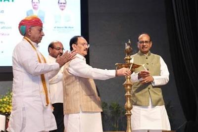 केंद्रीय स्वास्थ्य एवं परिवार कल्याण मंत्रालय ने अनुपालन के बोझ को कम करने और नियामक दक्षता को मजबूत करने के लिए नैदानिक ​​प्रतिष्ठान अधिनियम में जन विश्वास सुधारों की शुरुआत की है