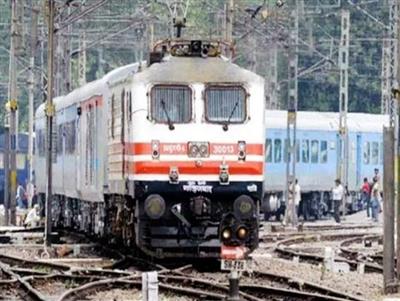 भारतीय रेलवे ने दक्षिण पूर्वी रेलवे में लगभग 1,700 रूट किलोमीटर तक फैले ₹200 करोड़ की ऑप्टिकल फाइबर केबल परियोजना को मंज़ूरी दी