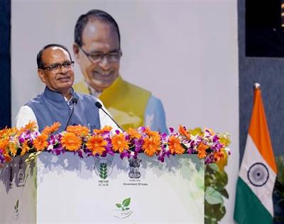 केंद्रीय मंत्री श्री शिवराज सिंह चौहान की अगुवाई में पर्यावरण संरक्षण का महासंकल्प: वृक्ष मित्रों के जनआंदोलन से हरित भारत का नया अध्याय
