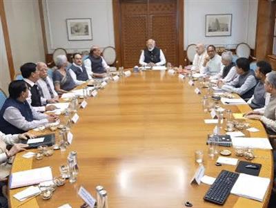 प्रधानमंत्री ने भारत सरकार के सचिवों के साथ तीसरी उच्चस्तरीय बैठक की अध्यक्षता की