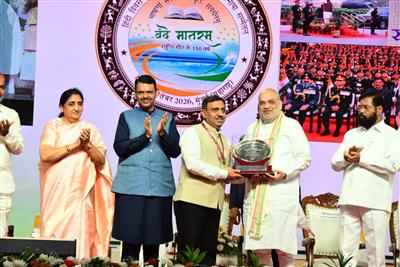 वर्ष 2025-26 के लिए राजभाषा हिंदी के उत्कृष्ट कार्यान्वयन के लिए रक्षा मंत्रालय को ‘राजभाषा कीर्ति पुरस्कार’ में प्रथम स्थान