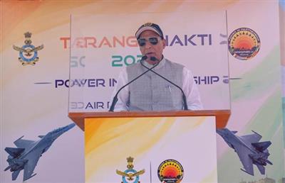 रक्षा मंत्री ने जोधपुर में ‘अभ्यास तरंग शक्ति 2026’ के प्रतिभागियों को संबोधित किया और  रक्षा क्षेत्र में आत्मनिर्भरता एवं अंतरराष्ट्रीय सहयोग पर जोर दिया