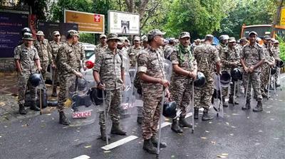 दिल्ली की सुरक्षा पर बड़ा सवाल: 27,000 जवानों की तैनाती बढ़ाने की मांग, फिर भी 2,800 अब तक नहीं पहुंचे!