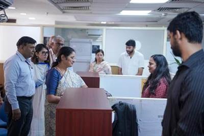 केंद्रीय महिला एवं बाल विकास मंत्री श्रीमती अन्नपूर्णा देवी ने एनसीपीसीआर का दौरा किया, कार्यालय के कामकाज की समीक्षा की और 31 दिसंबर, 2026 तक लंबित फाइलों के समयबद्ध निस्तारण का निर्देश दिया