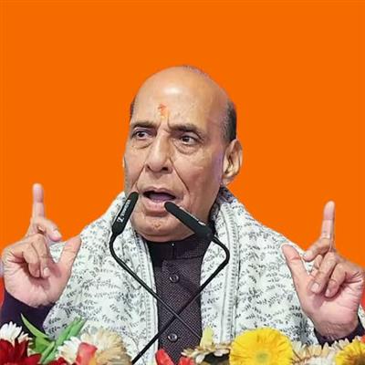 भारत सामूहिक क्षेत्रीय सुरक्षा और आतंकवाद के उन्मूलन के लिए प्रतिबद्ध; संयुक्त क्षमताओं को सुदृढ़ करने के लिए एडीएमएम-प्लस साझेदारों के साथ धरातल पर परखे गए अनुभव साझा करने को तैयार: रक्षा मंत्री